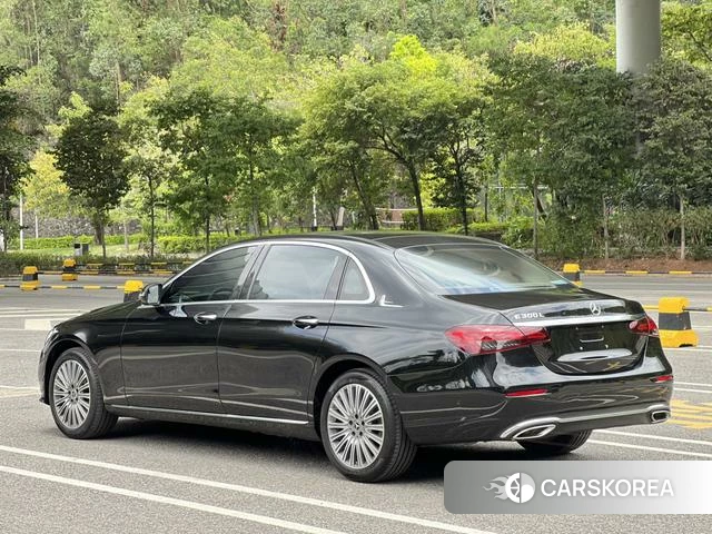 Mercedes-Benz E-Class 2021 Черный из Китая, фото 5