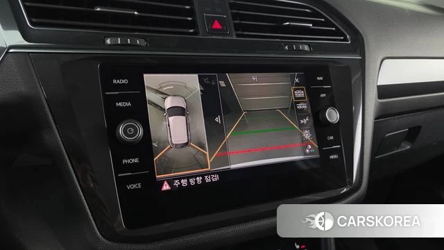 Volkswagen Tiguan Allspace 2018 Белый из Кореи, фото 5