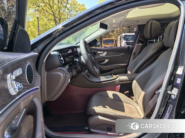 Mercedes-Benz E-Class 2020 Черный из Китая, фото 5