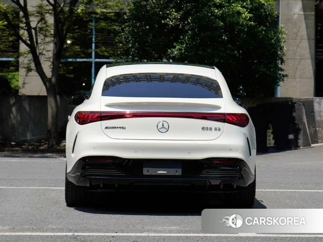 Mercedes-Benz AMG EQS 2024 Белый из Китая, фото 5