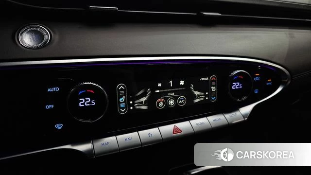 Genesis GV70 2023 Белый из Кореи, фото 5