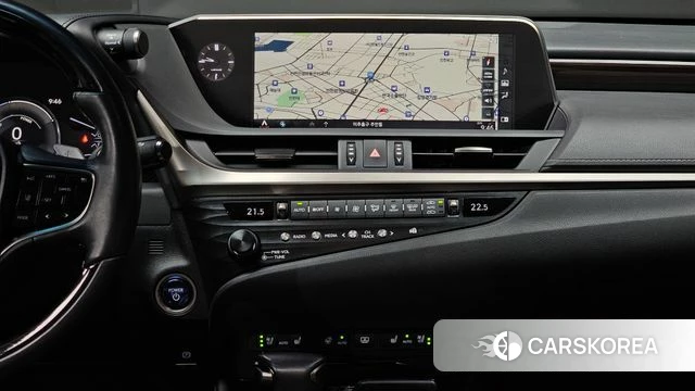 Lexus ES300h 7th generation 2019 Серебристо-серый из Кореи, фото 5
