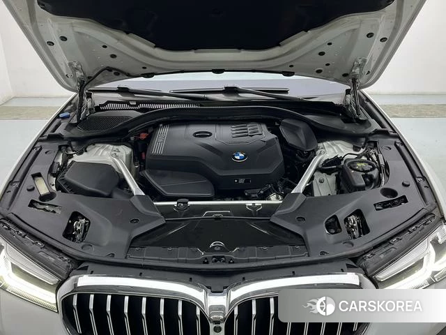 BMW 5 series 2020 Белый из Китая, фото 5