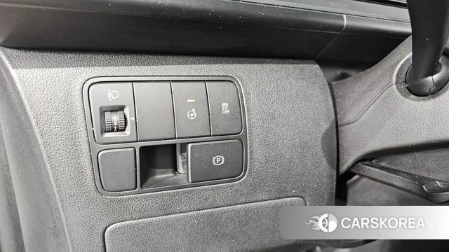 Hyundai Staria 2023 Белый из Кореи, фото 5