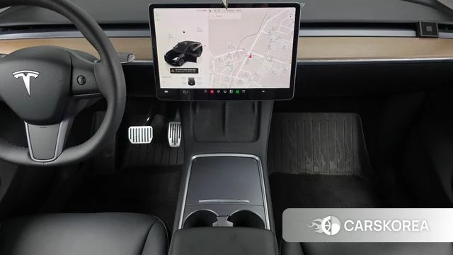 Tesla Model Y 2024 Черный из Кореи, фото 5