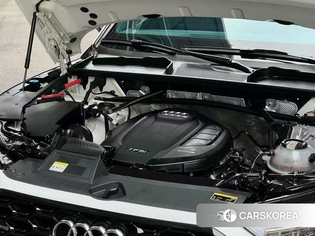 Audi Q5L 2022 Белый из Китая, фото 5