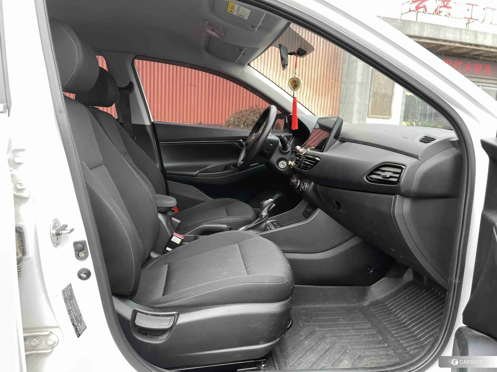 Hyundai Celesta 2020 Белый из Китая, фото 5