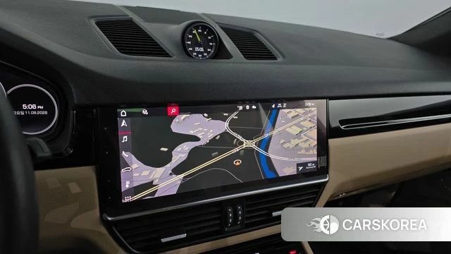 Porsche Cayenne (PO536) 2021 Черный из Кореи, фото 6