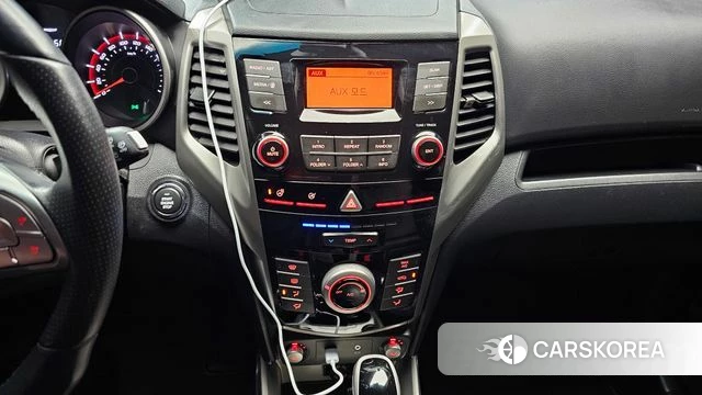 Ssangyong Tivoli Armor 2018 Белый из Кореи, фото 5