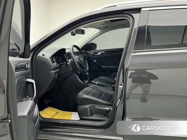 Volkswagen T-Roc 2021 Черный из Китая, фото 5
