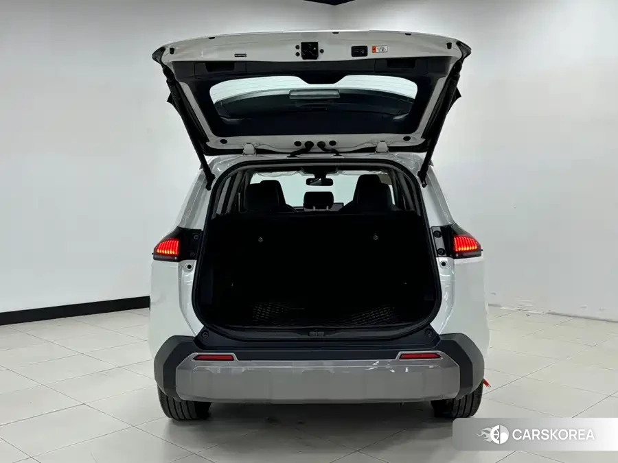 Новый Toyota RAV4 2026 Белый из Китая, фото 4