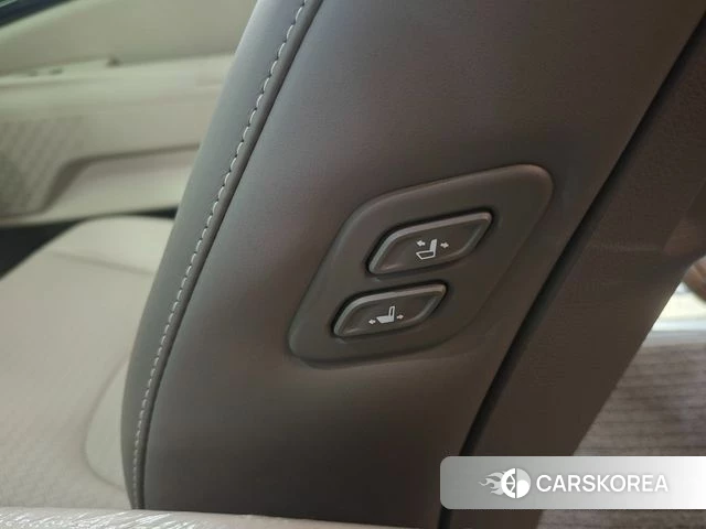 Kia The New Carnival 4th Generation 2026 Белый из Кореи, фото 5
