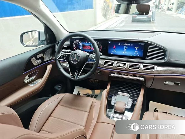 Mercedes-Benz GLE 2026 Серебристо-серый из Китая, фото 5