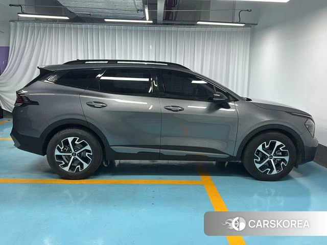 Kia Sportage 2024 Темно-серый из Китая, фото 5