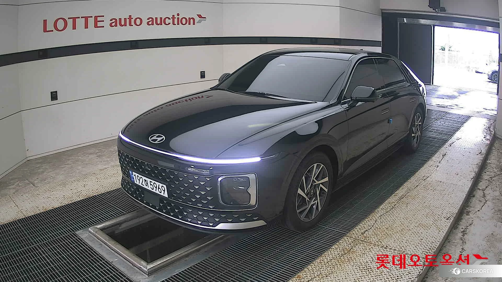 Hyundai Grandeur Hybrid 2023 Abyss Black Pearl из Кореи, фото 5