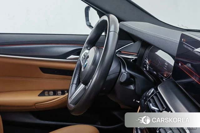 BMW 5 series 2024 Черный из Китая, фото 5