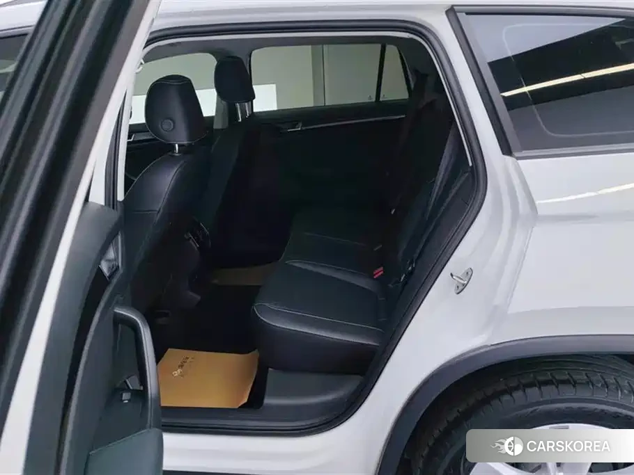 Skoda Kodiaq 2024 Белый из Китая, фото 5