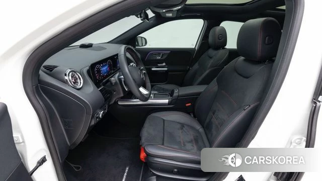 Mercedes-Benz GLA - Class H247 2025 Белый из Кореи, фото 5