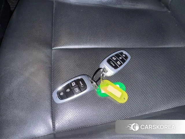 Hyundai Staria 2023 Синий из Кореи, фото 5