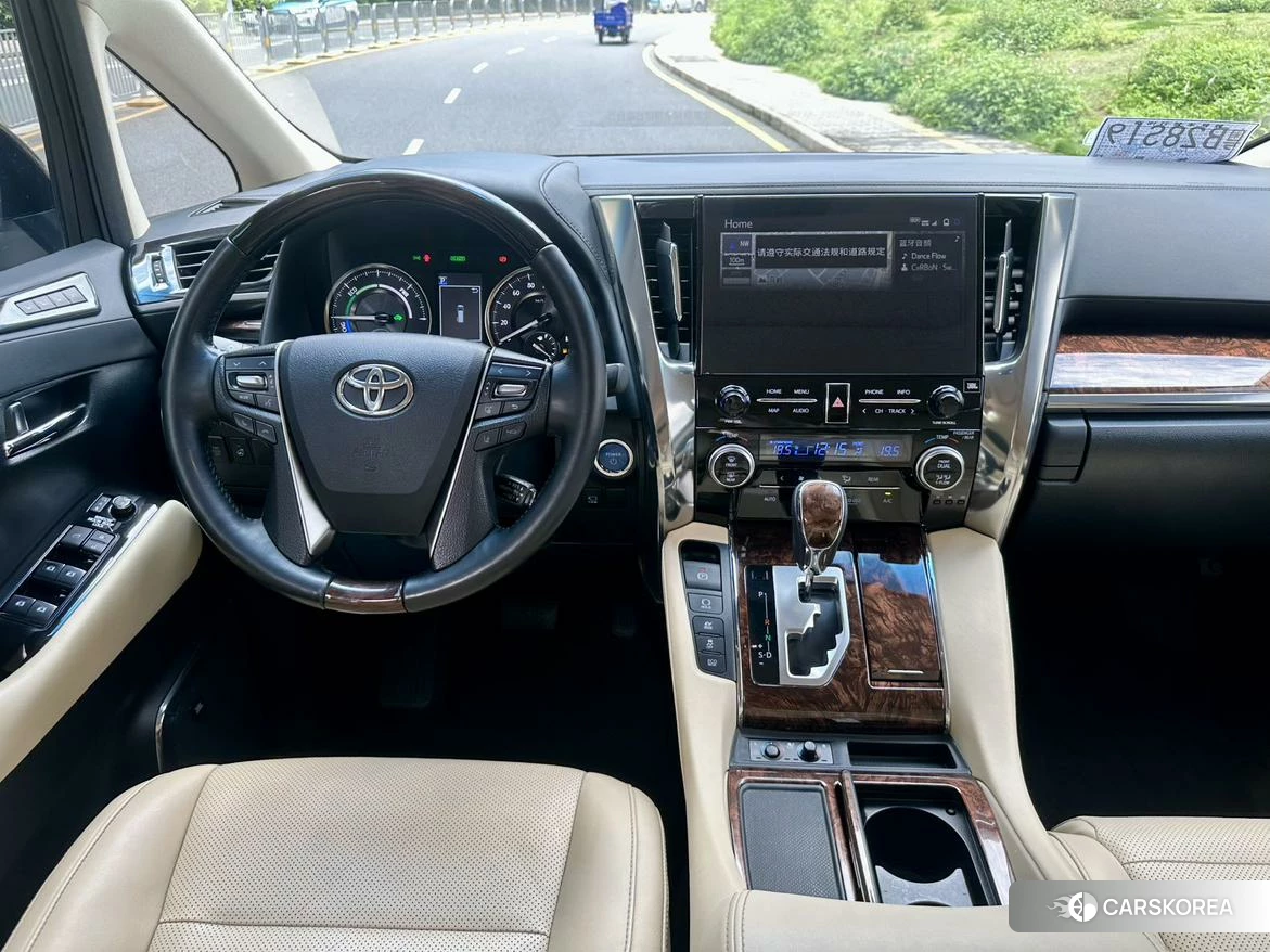 Toyota Alphard 2020 Белый из Китая, фото 5