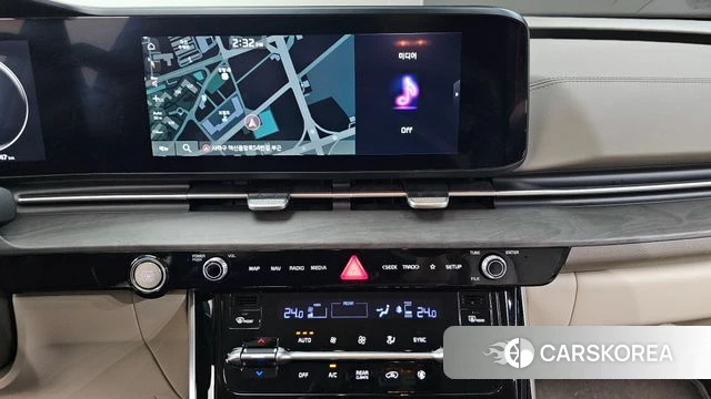 Kia Carnival 4th generation 2023 Белый из Кореи, фото 5