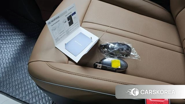 Hyundai Staria 2024 Черный из Кореи, фото 5