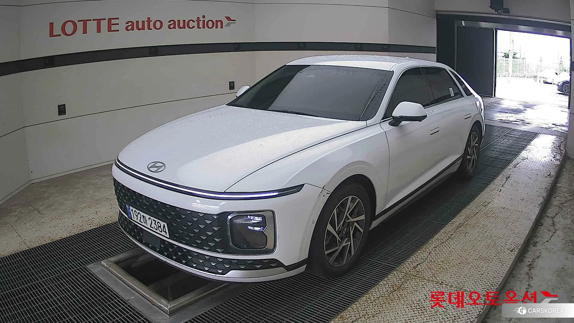 Hyundai Grandeur Hybrid 2023 Serenity White Pearl из Кореи, фото 5