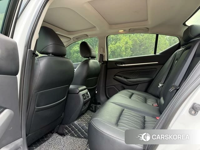 Nissan Altima 2023 Белый из Китая, фото 5