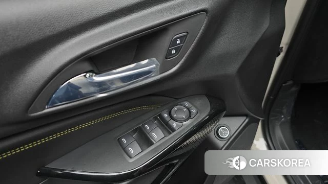 Chevrolet (GM Daewoo) Trax Crossover 2026 Жемчужный цвет из Кореи, фото 5