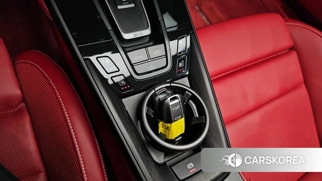 Porsche 911(992) 2023 Серебристо-серый из Кореи, фото 5