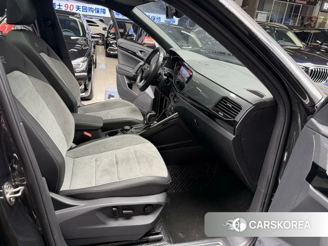 Volkswagen Tayron 2022 Темно-серый из Китая, фото 5