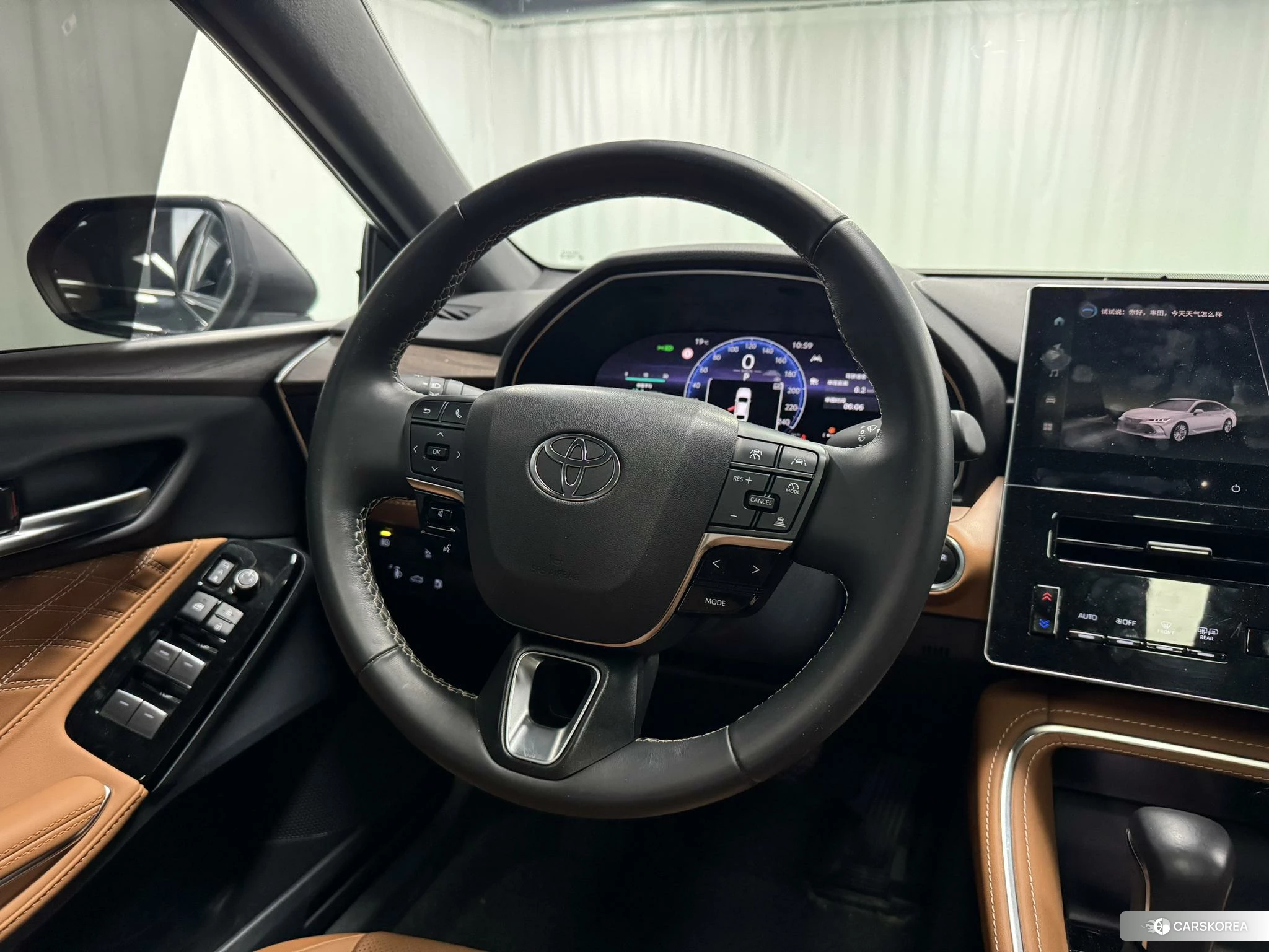 Toyota Avalon 2024 Черный из Китая, фото 5
