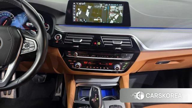 BMW 5 Series (G30) 2018 Черный из Кореи, фото 5