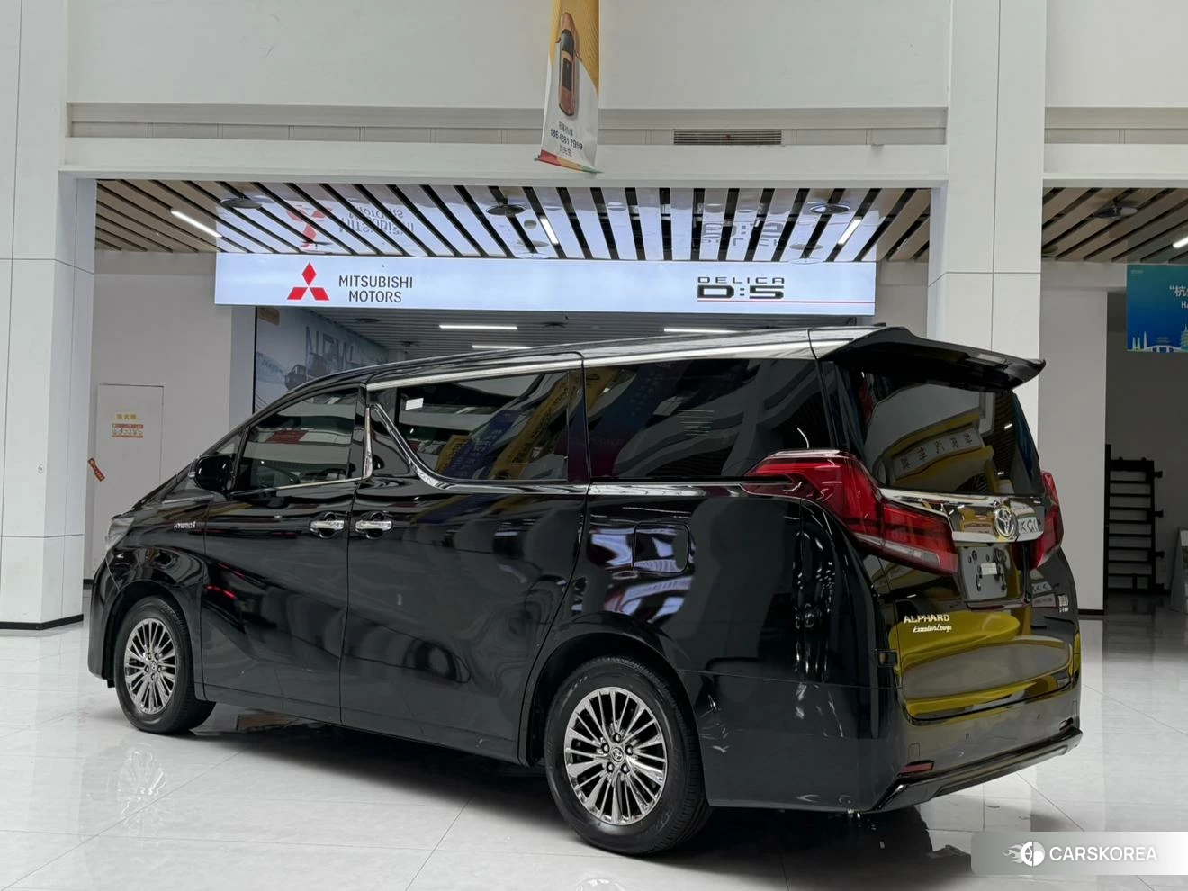 Toyota Alphard 2021 Черный из Китая, фото 5