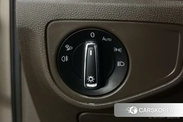 Volkswagen Viloran 2021 Желтый из Китая, фото 5