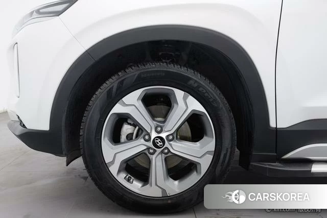 Hyundai Santa Fe 2021 Белый из Китая, фото 5