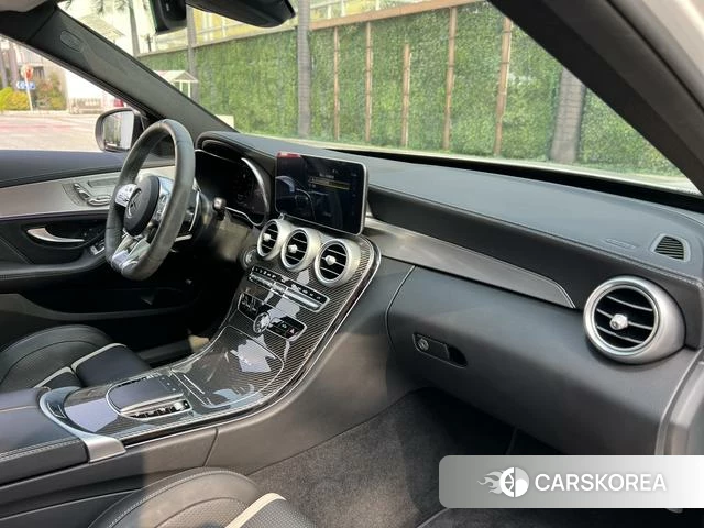 Mercedes-Benz AMG C-Class 2021 Белый из Китая, фото 5