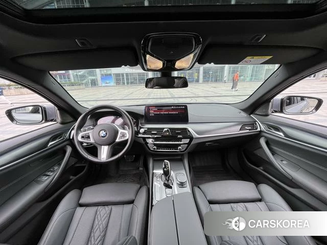 BMW 5 series 2023 Темно-серый из Китая, фото 5