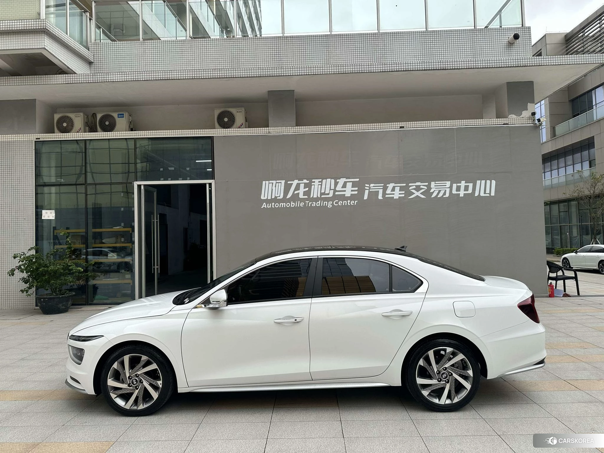 Hyundai Mistra 2021 Белый из Китая, фото 5
