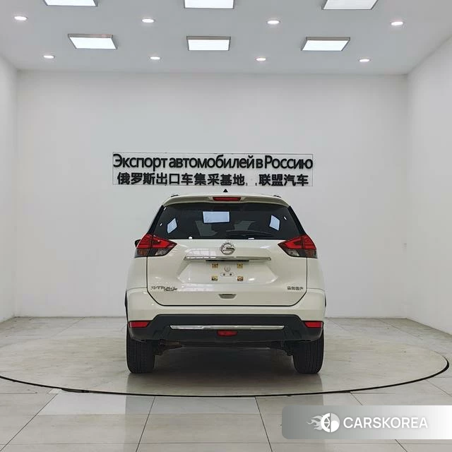Nissan X-Trail 2022 Белый из Китая, фото 5