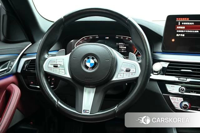 BMW 5 series 2024 Белый из Китая, фото 5