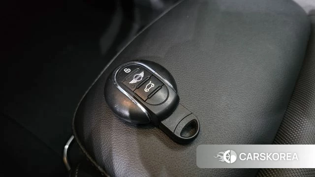 Mini Cooper D 2018 Жемчужный цвет из Кореи, фото 5