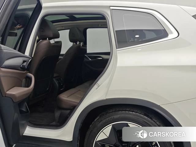 BMW iX3 2021 Белый из Китая, фото 5