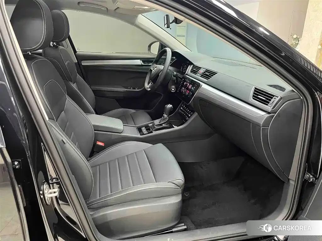 Skoda Superb 2024 Черный из Китая, фото 5