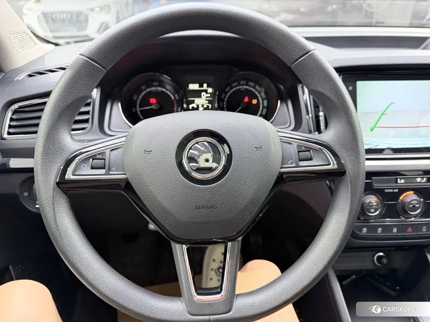 Skoda Kamiq 2024 Белый из Китая, фото 5