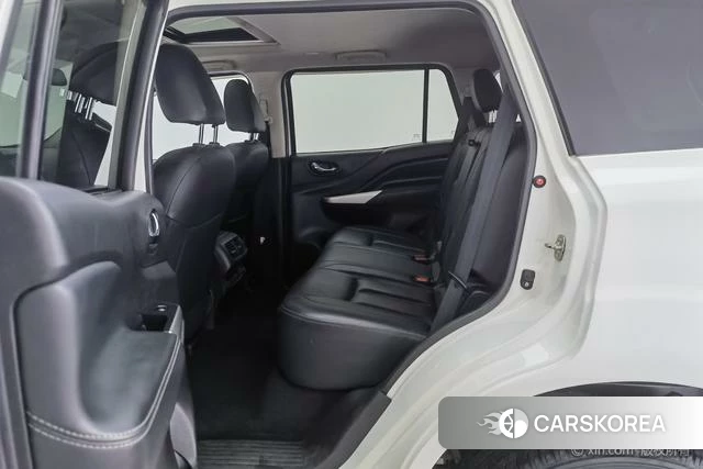 Nissan Terra 2022 Белый из Китая, фото 5
