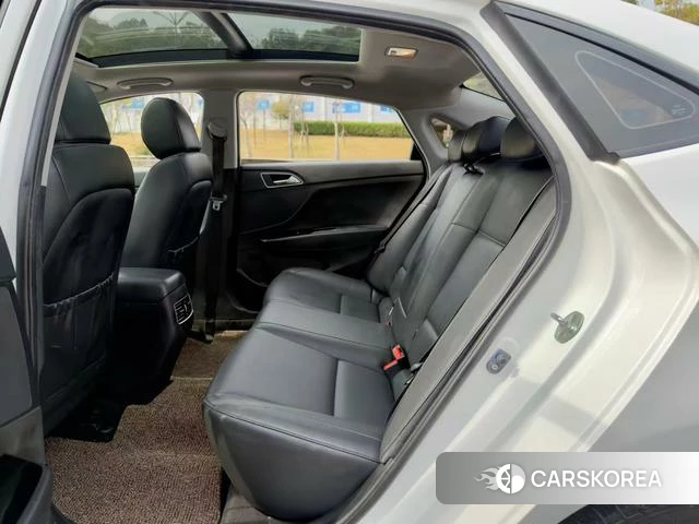 Hyundai Mistra 2021 Белый из Китая, фото 5
