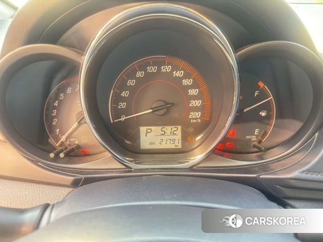Toyota Yaris L 2021 Красный из Китая, фото 5