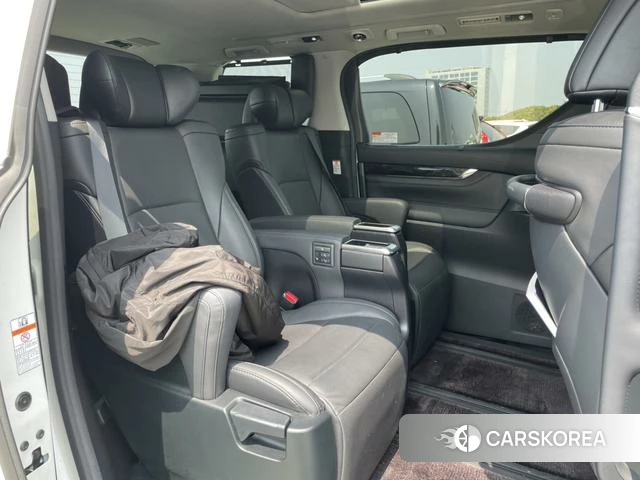 Toyota Vellfire 2020 Белый из Китая, фото 5