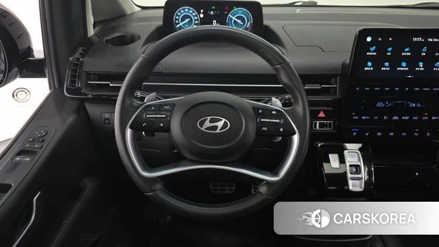 Hyundai Staria 2024 Серебристо-серый из Кореи, фото 5